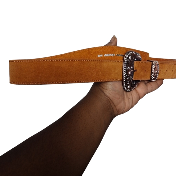 Western Style Rhinestone Buckle Leather Belt - Picture 3 of 8